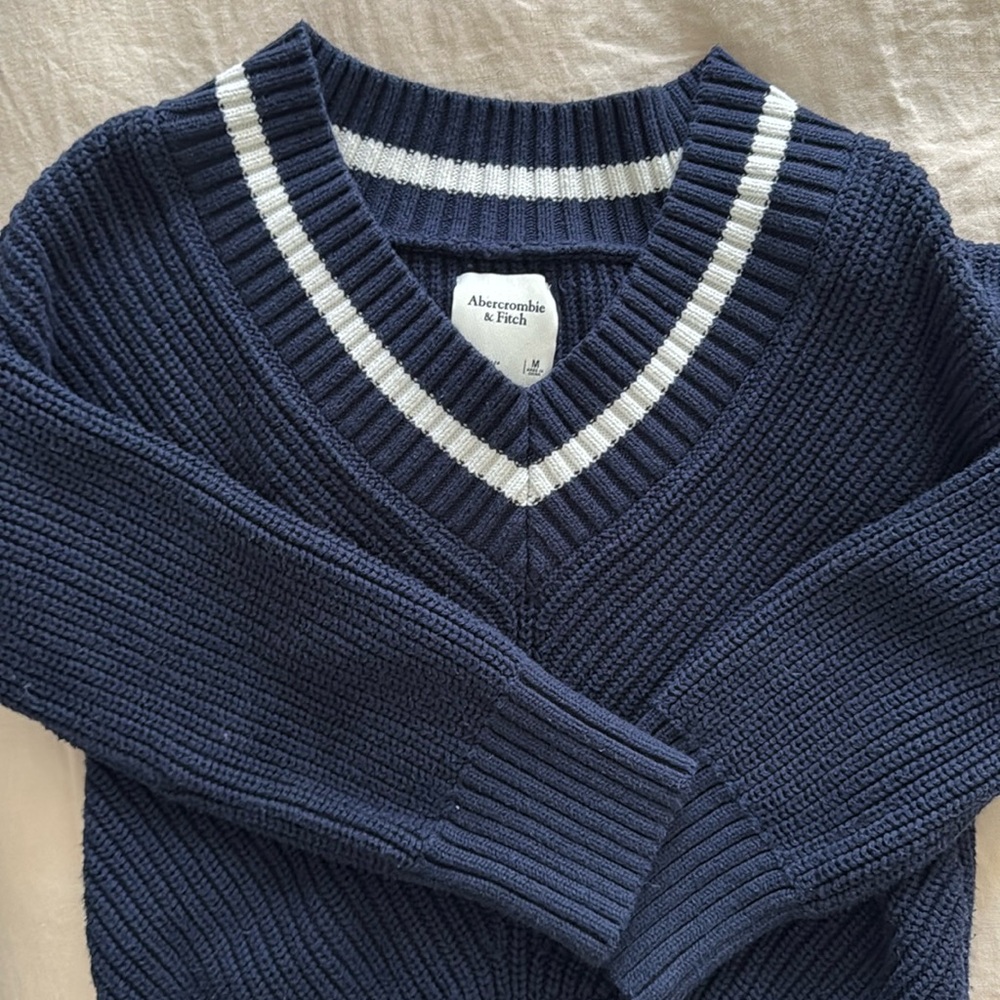 Abercrombie sweater